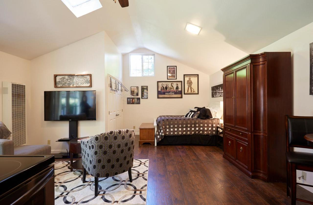 Willow Glen Private Studio - 1 Queen Bed And 1 Queen Inflatable San Jose Ngoại thất bức ảnh